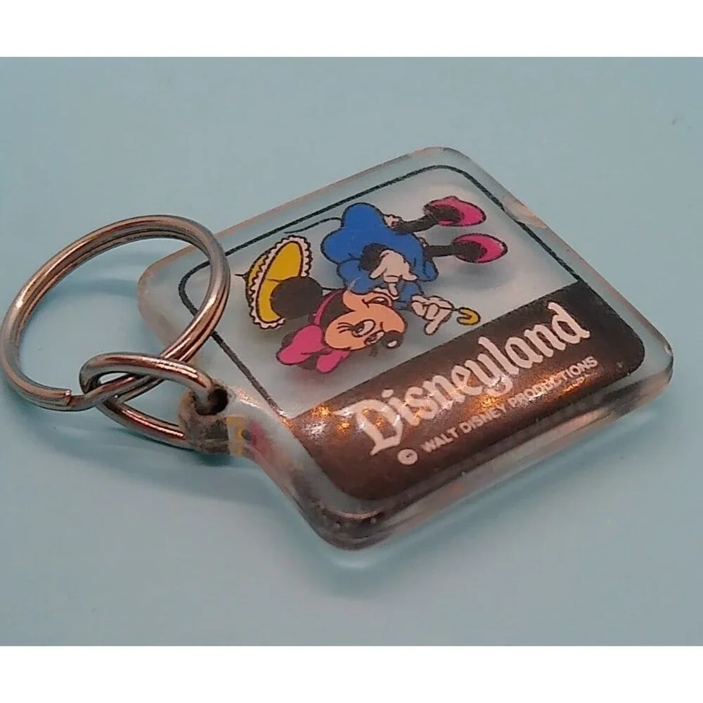 Disney Minnie Mouse Disneyland Keychain Clear Plastic 1.5